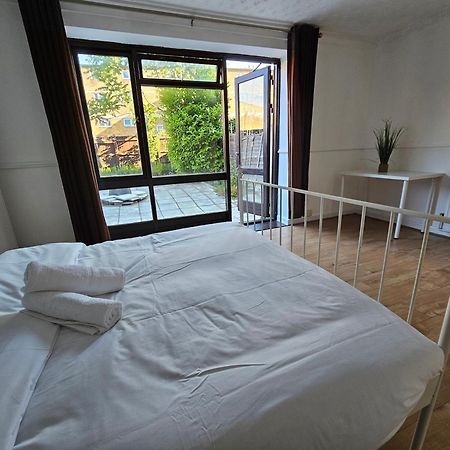 Towerhill Rooms Londen Buitenkant foto