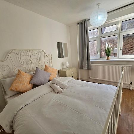 Towerhill Rooms Londen Buitenkant foto