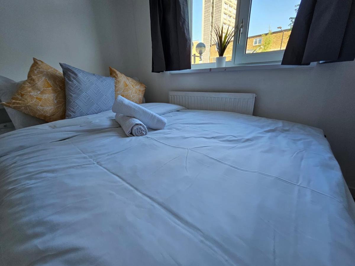 Towerhill Rooms Londen Buitenkant foto