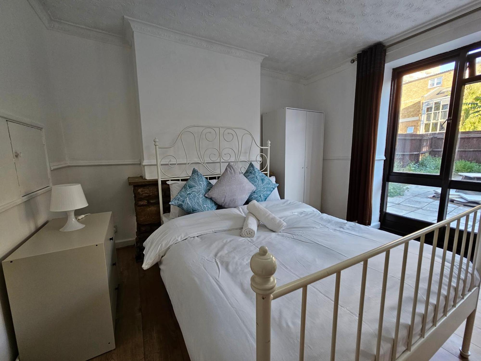 Towerhill Rooms Londen Buitenkant foto