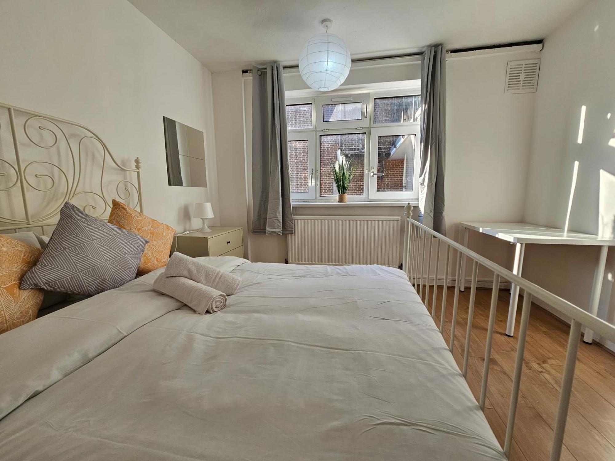 Towerhill Rooms Londen Buitenkant foto
